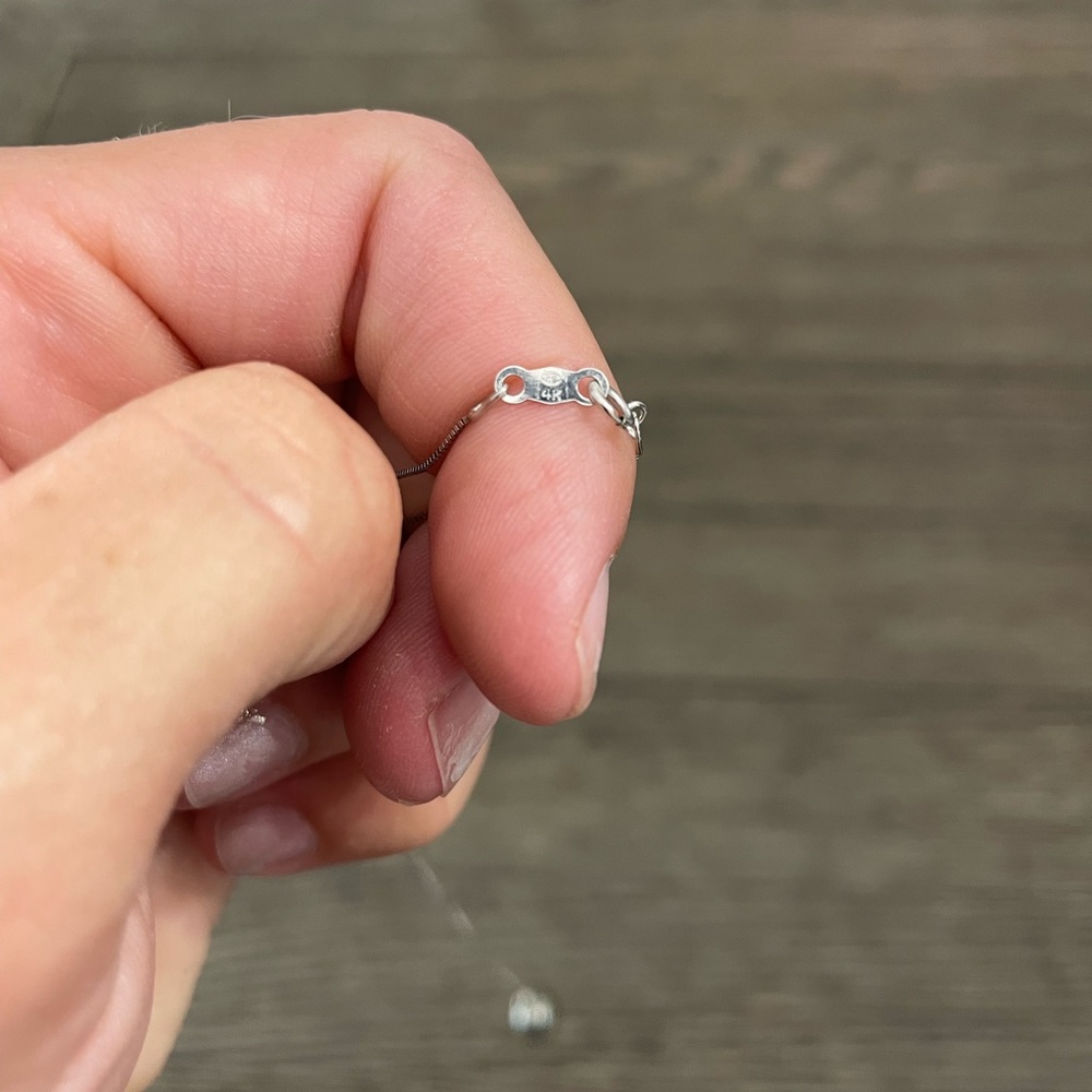 Pearl Necklace - Picture 4 of 10